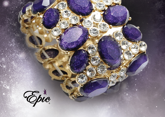 Custom Jewerly brand print ad